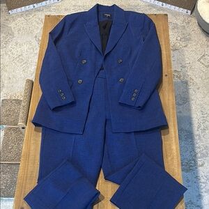 Tahari Women’s Blue Double-Breasted Suit Set Size Large